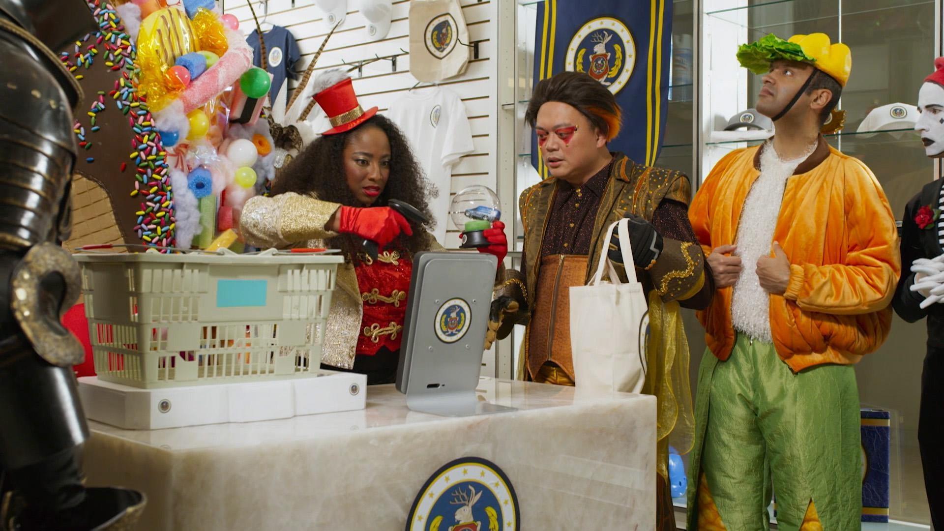 The Odd Squad Mobile Unit must stop a group of villains from breaking into headquarters.