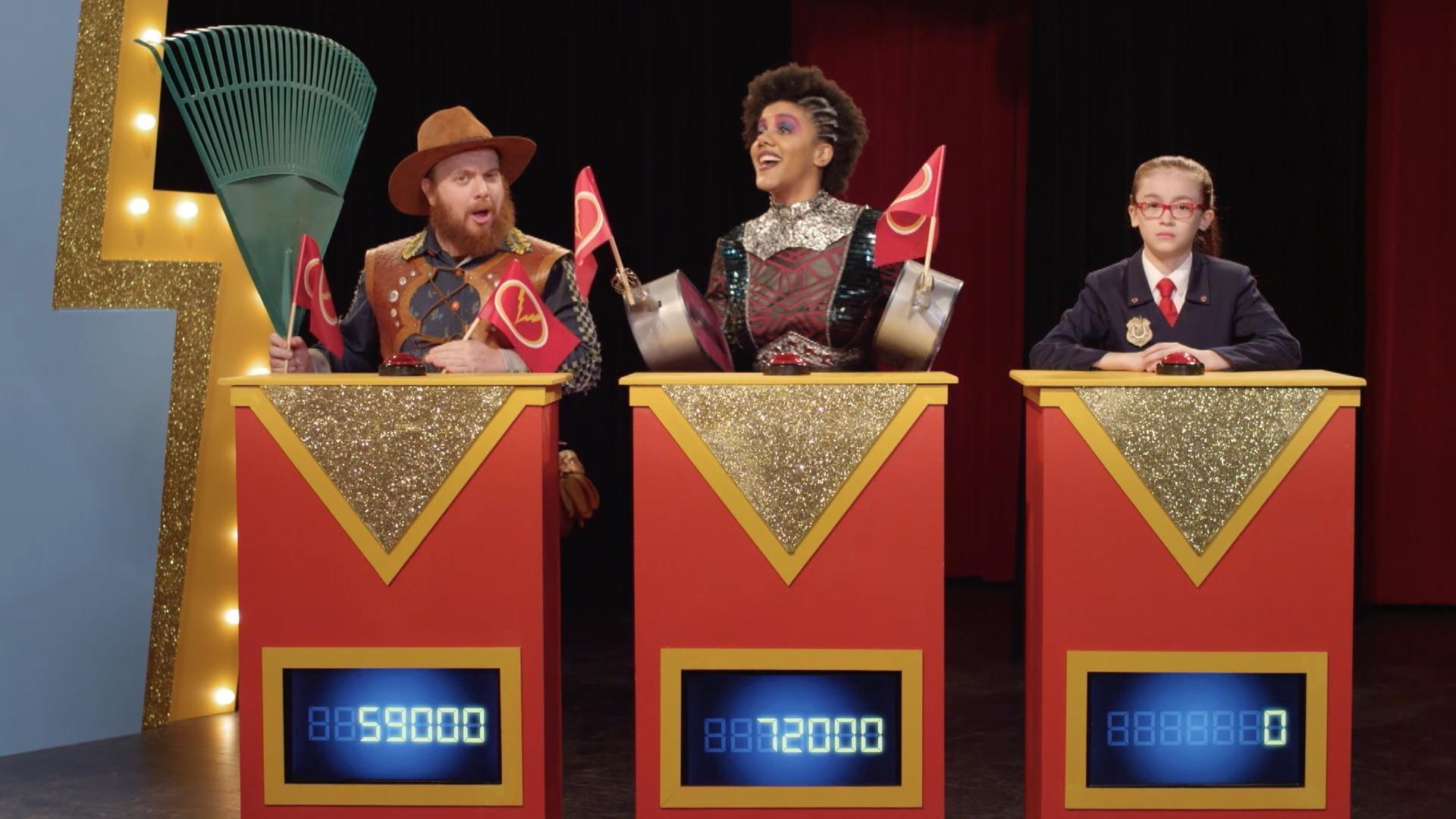 Odd Squad builds a replica of the villain's vault. / Olympia tries to get a gadget back.