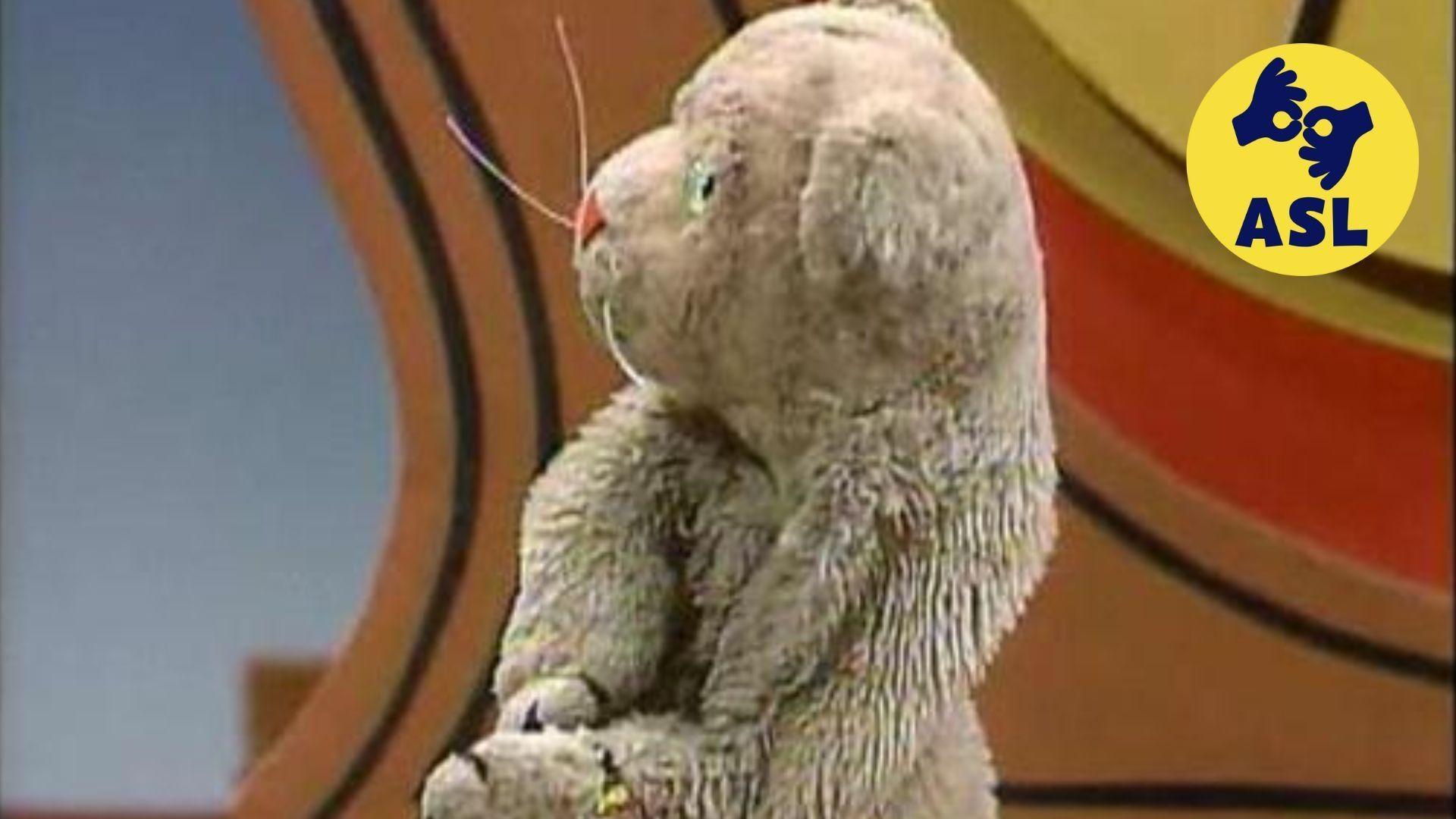 Author and illustrator Eric Carle visits Mister Rogers.