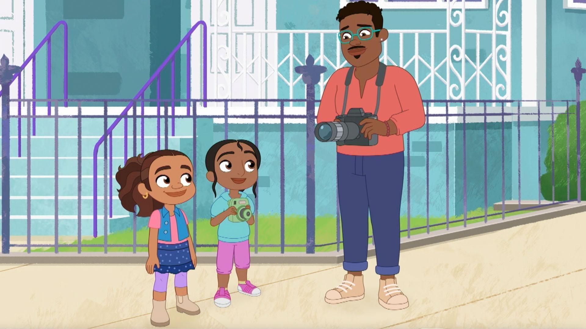 Alma and Rafia help Safina for the day. / Alma and Rafia try to get the perfect picture.
